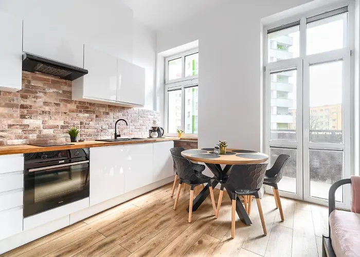 Apartament Margi Eos Apartament Large & Balcony *